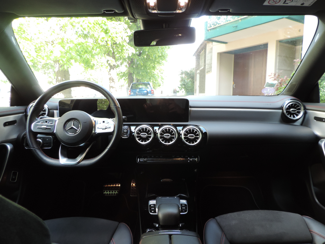Mercedes Classe CLA — 16